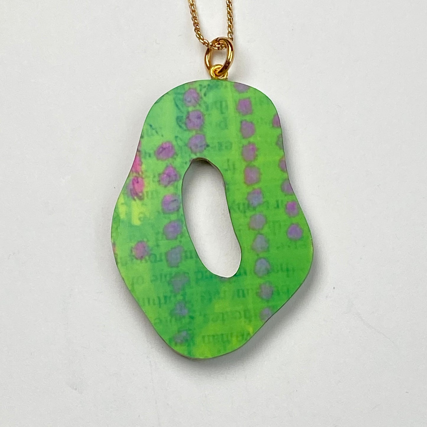 Green Dazzle Pendant Necklace